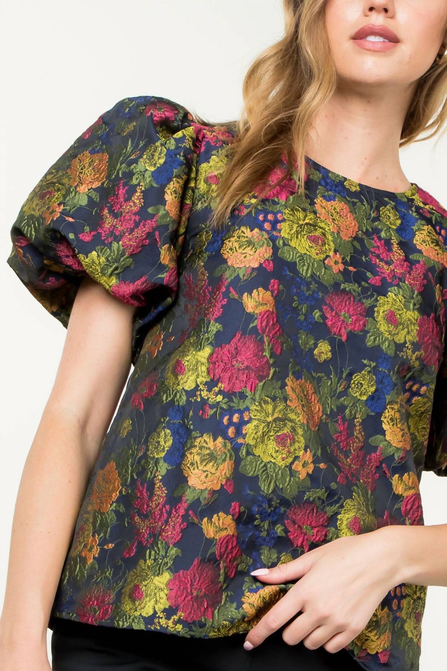 Thml - Puff Sleeve Textured Detail Top