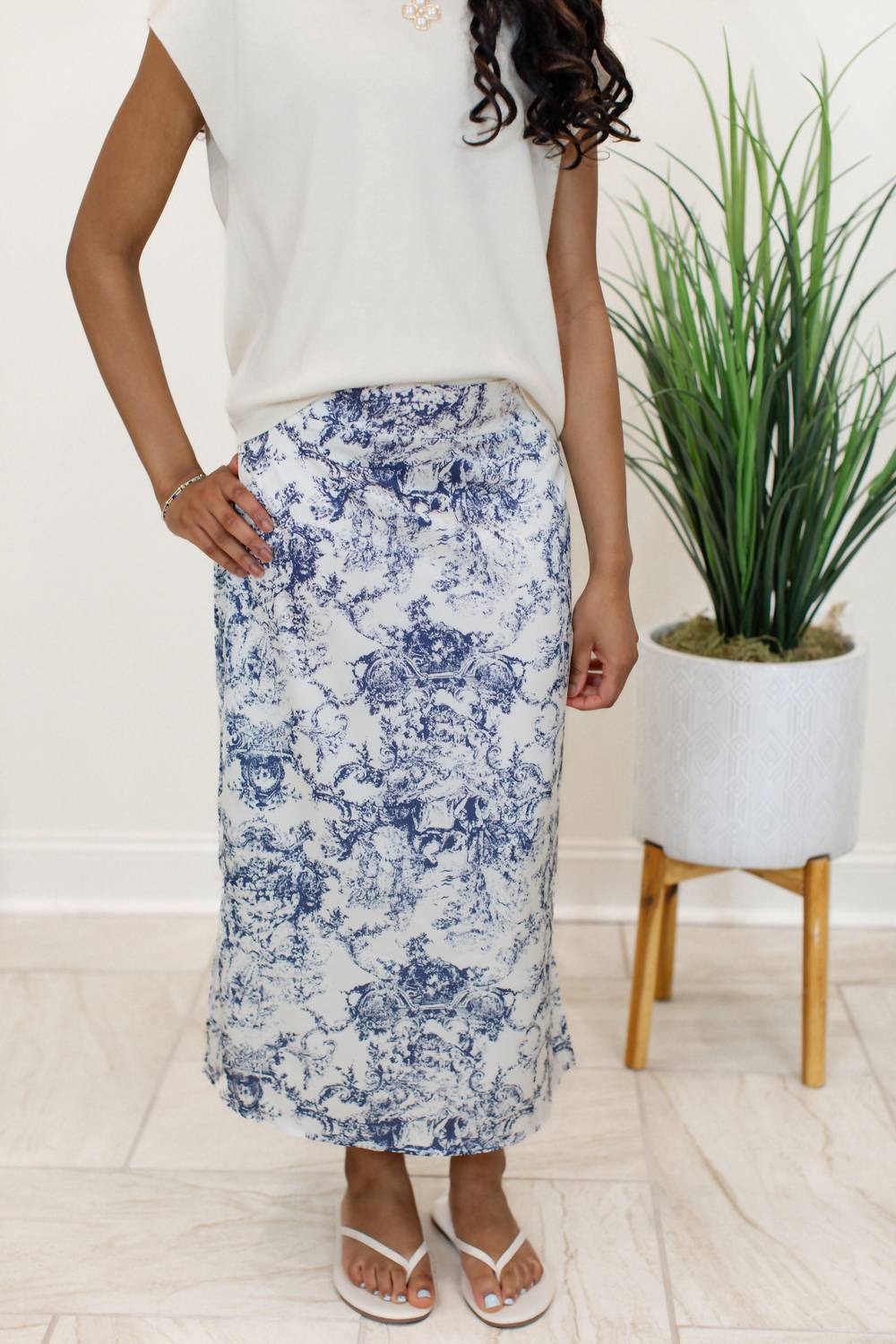 Joh Jareth Midi Skirt in navy - women's skirt - view 4