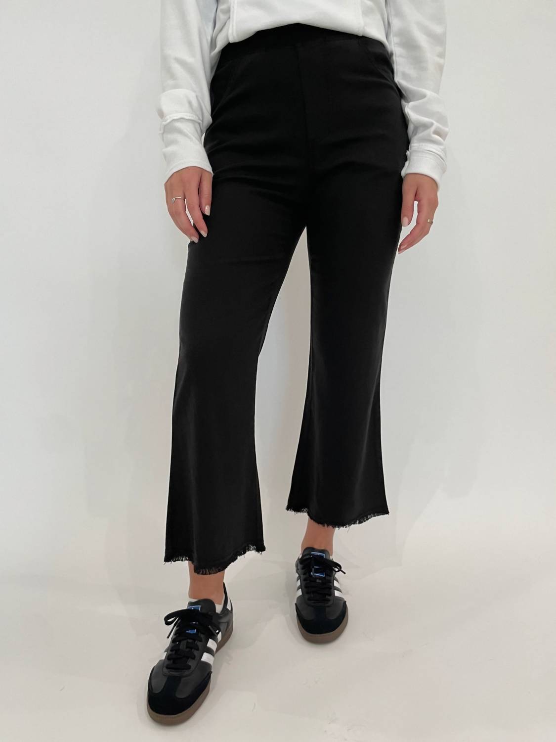 Wearables - Lucy Pull On Pants