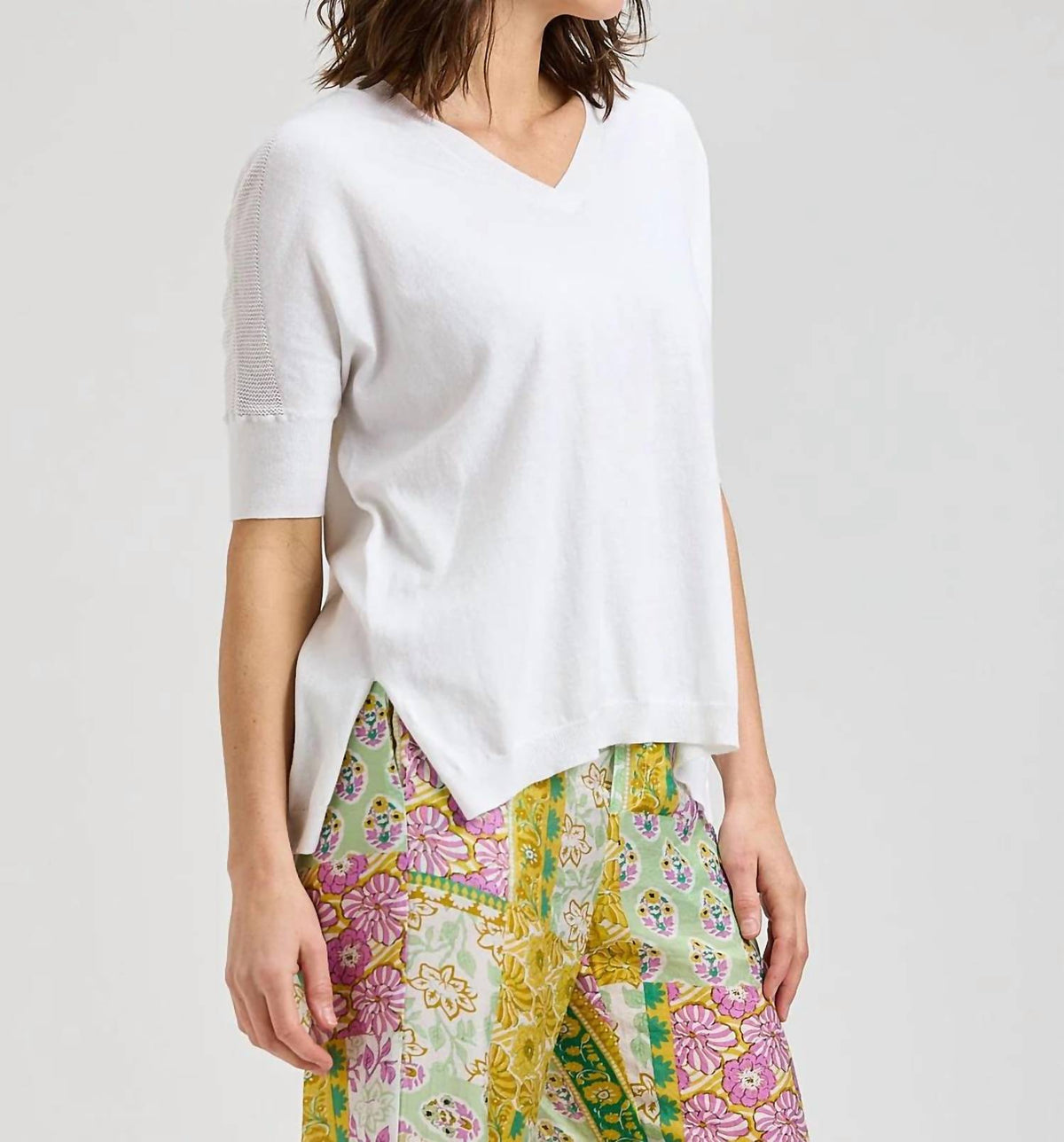 Zaket & Plover - Short Sleeved V-neck Sweater