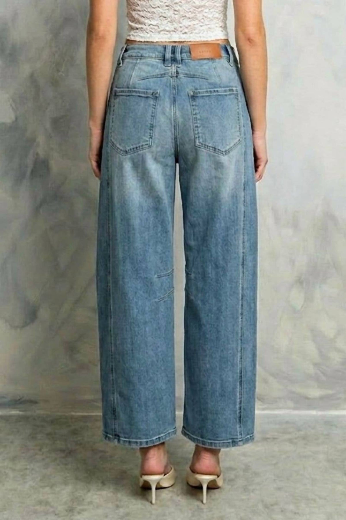 Artemis Vintage - High Rise Relaxed Barrel Jeans