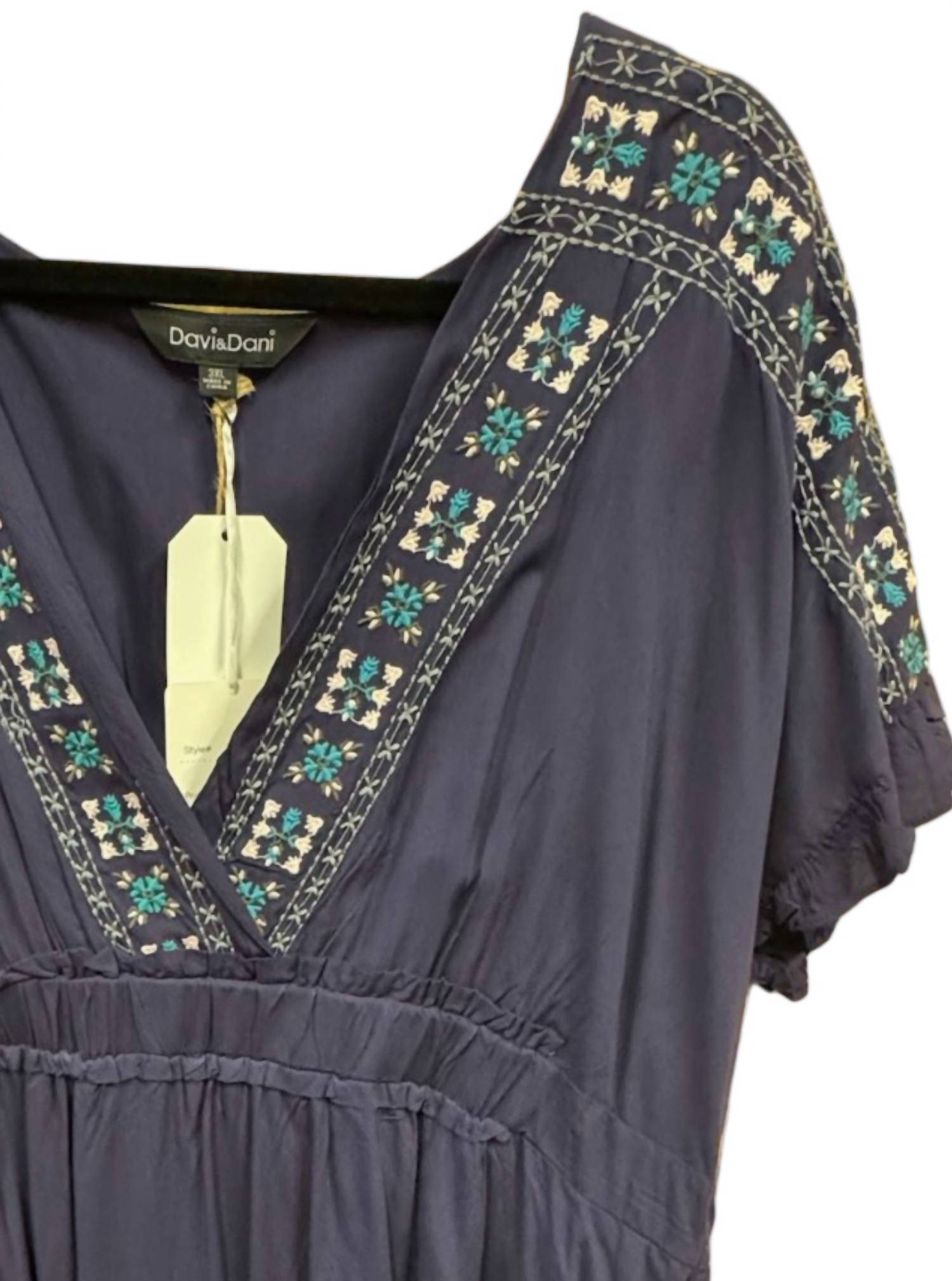 DAVI & DANI Women's Floral V Neck Dress in navy - women's dress - detail view