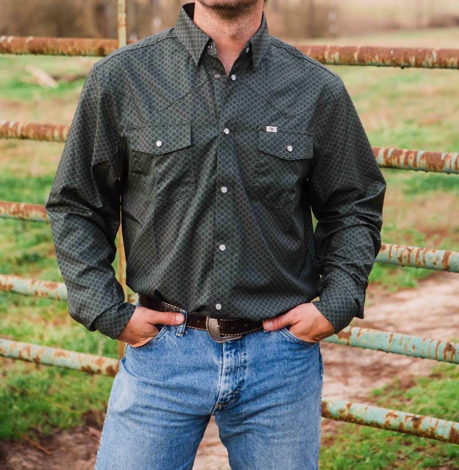 Ferrell Buddy Long Sleeve Shirt in green - men's shirt