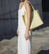 Mesch - Women's Kyle Tote Bag