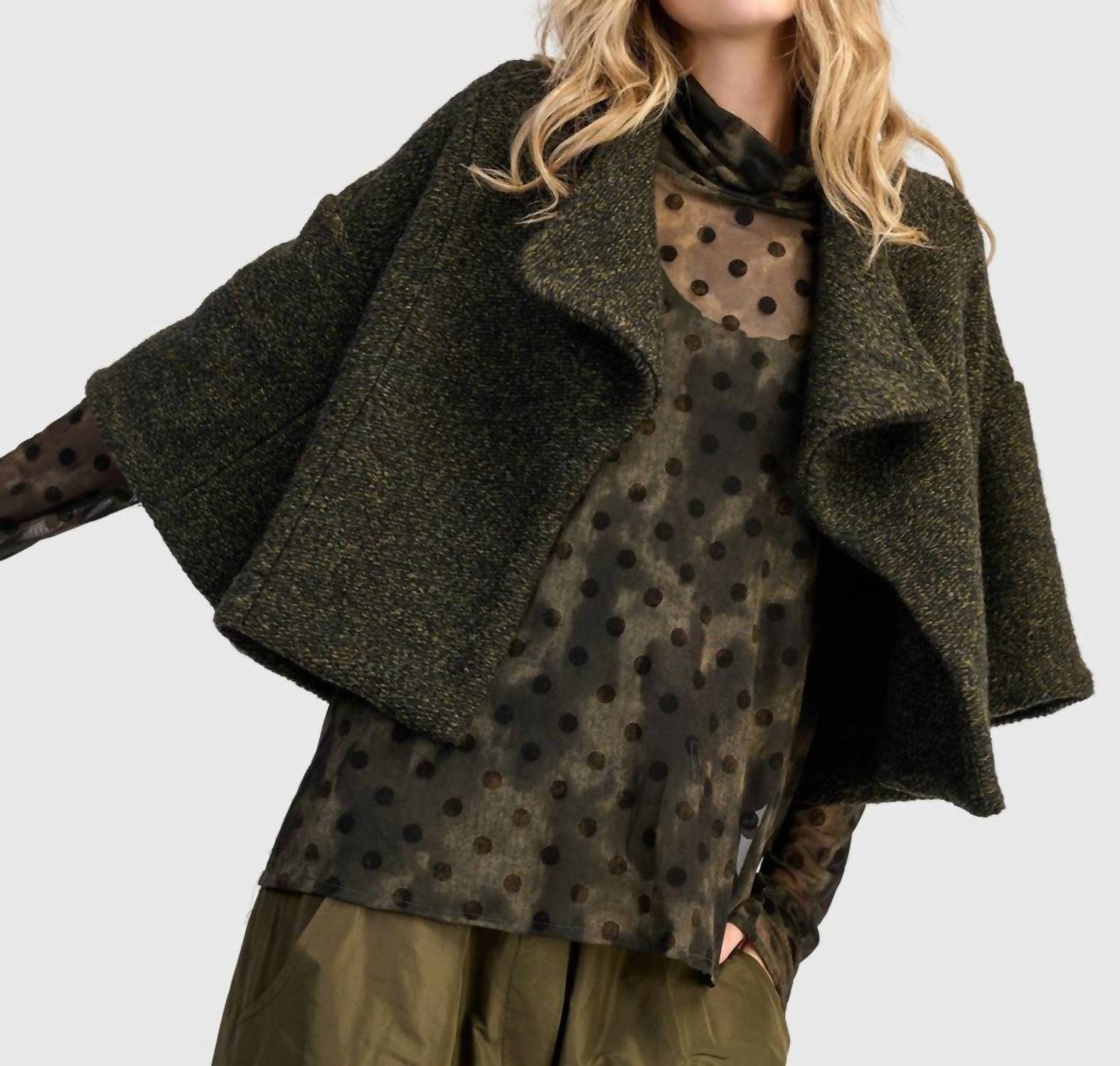 Alembika - Urban Capulet Crop Jacket