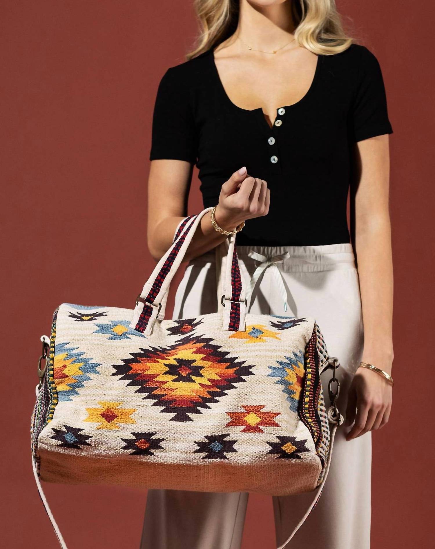 Urbanista - Women's Handmade Navajo Pattern Cotton Duffel Bag With Suede Straps