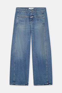 Closed - Tori-X Jean
