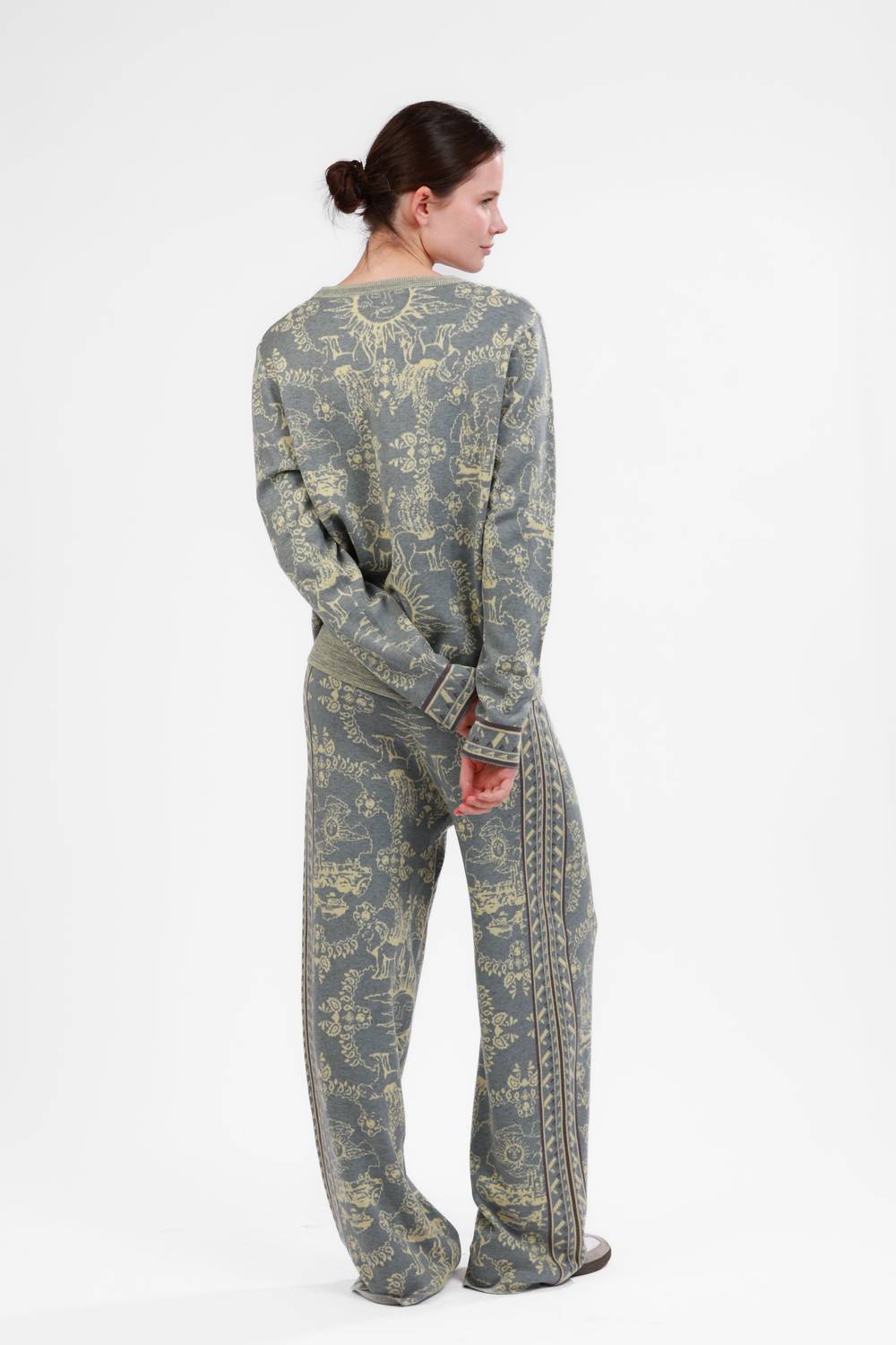 Las Sureñas - Italian Coast Sweater
