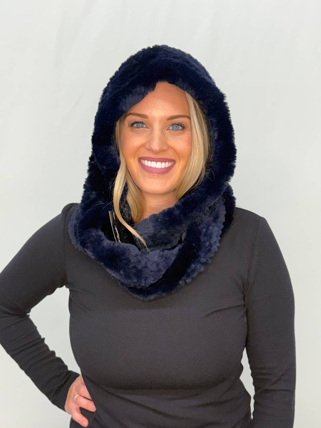 Morris Kaye - Women's Knitted Rabbit Scarf Cap