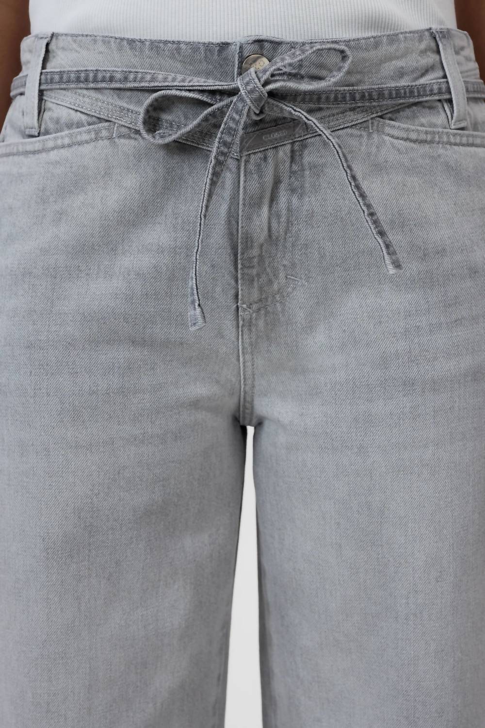 Closed - Pari-x Jeans