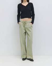 Mod Ref - V-neck Knit Cardigan