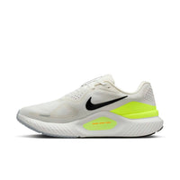 Nike - Men's Structure 26 Shoes