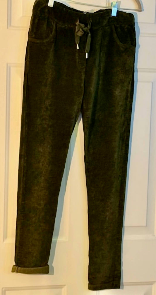 Brand Bazar - Women's Velour like material pant