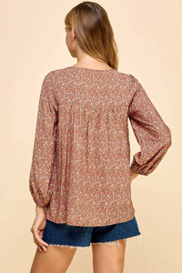 Les Amis - Floral Printed Top With V Neck Detail