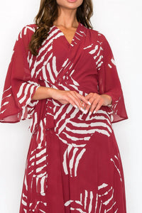 Onetheland - Chiffon Print Three Fourth Sleeve Maxi Dress