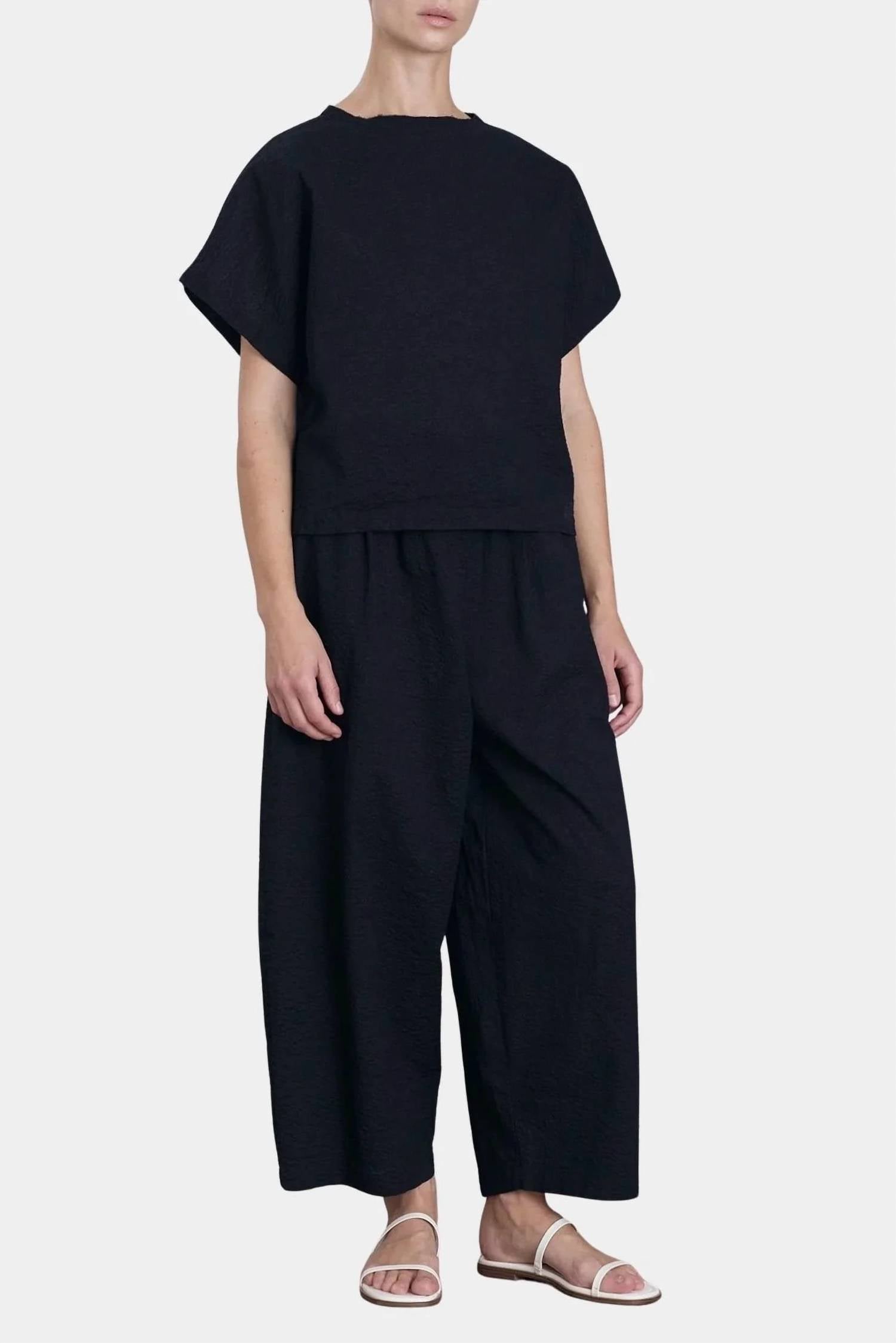 Black Crane - Boxed Top