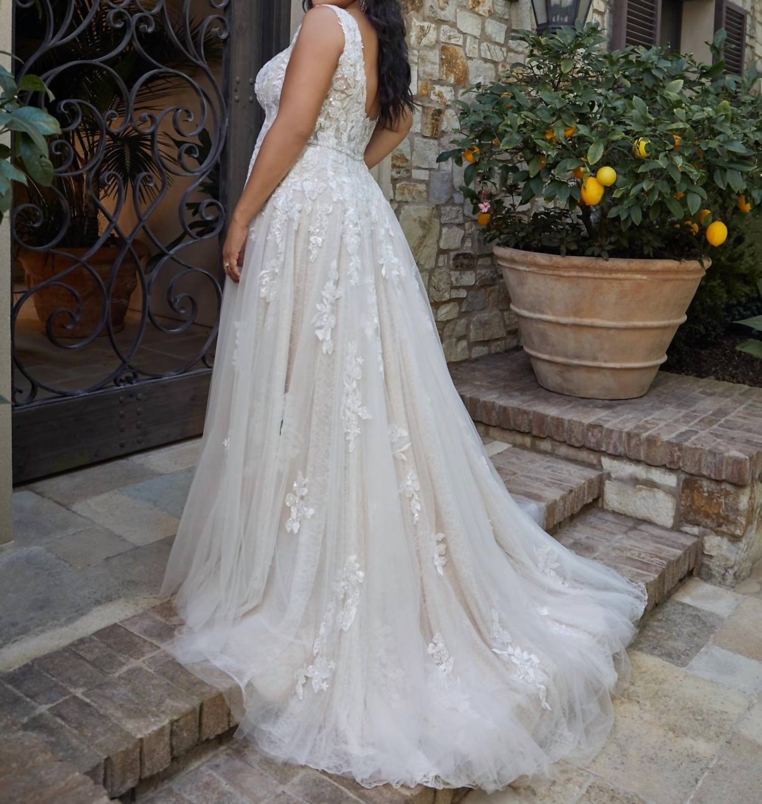 Casablanca - Lucy Wedding Dress