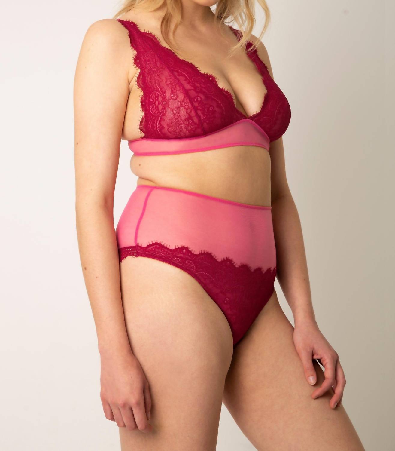 KIRAN HIGH APEX TRIANGLE BRA