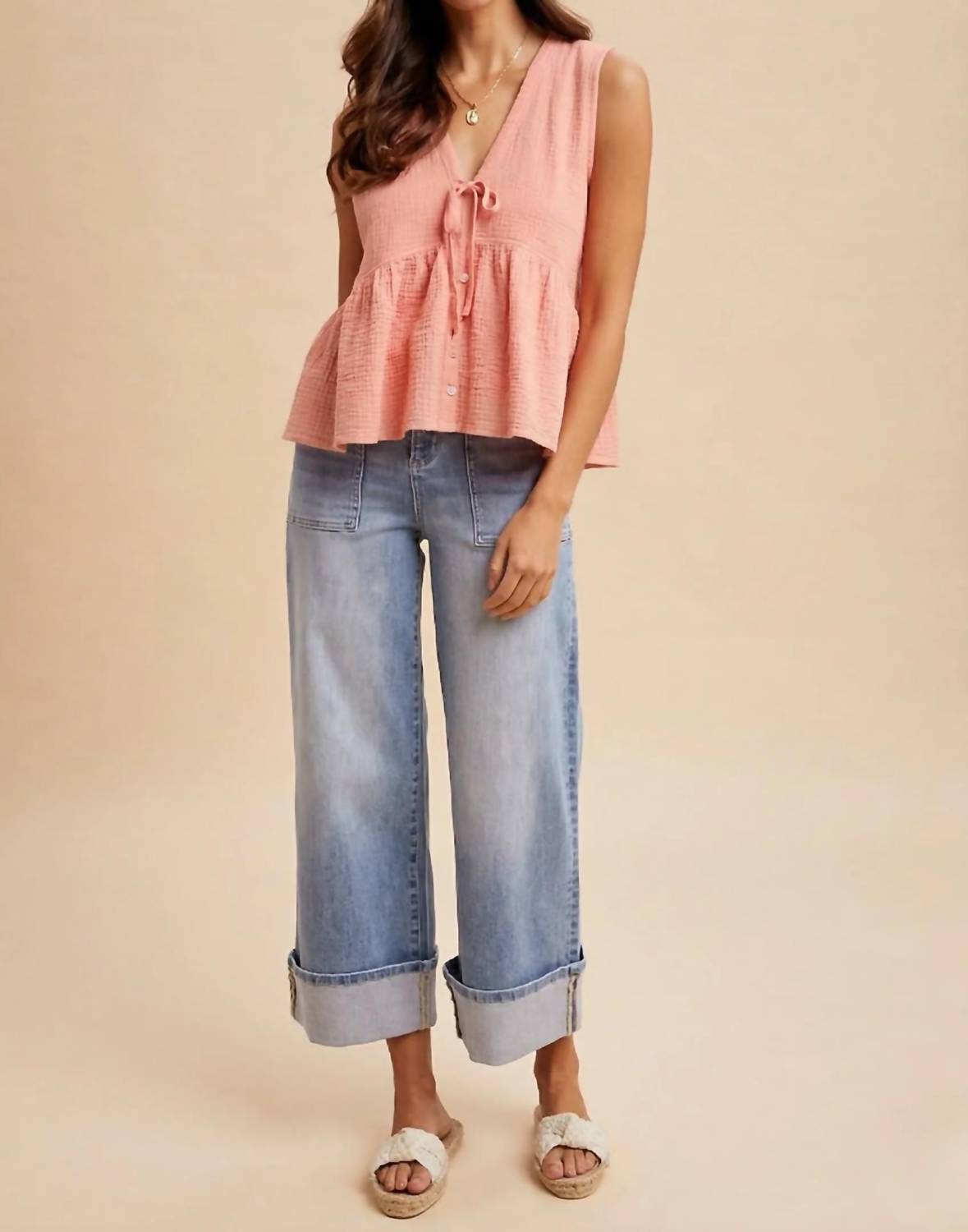 Anniewear - Sleeveless Button Front Top