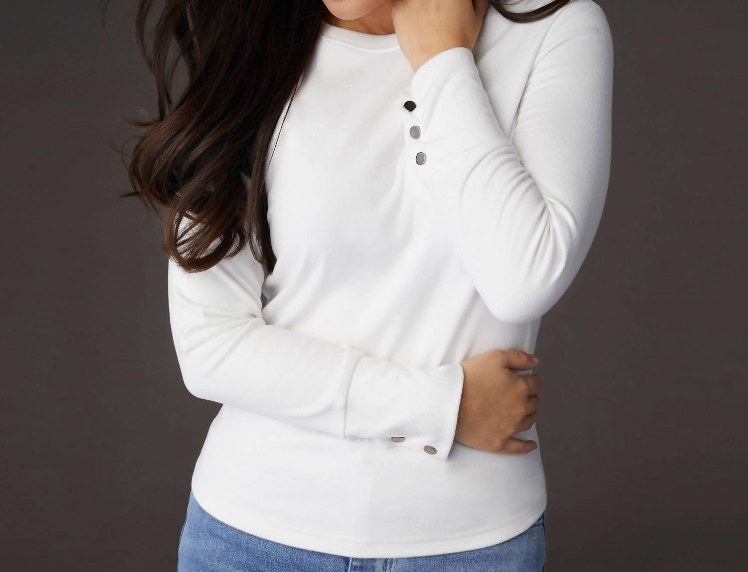 Coco + Carmen - Alexis Super Soft Top With Snap Cuff