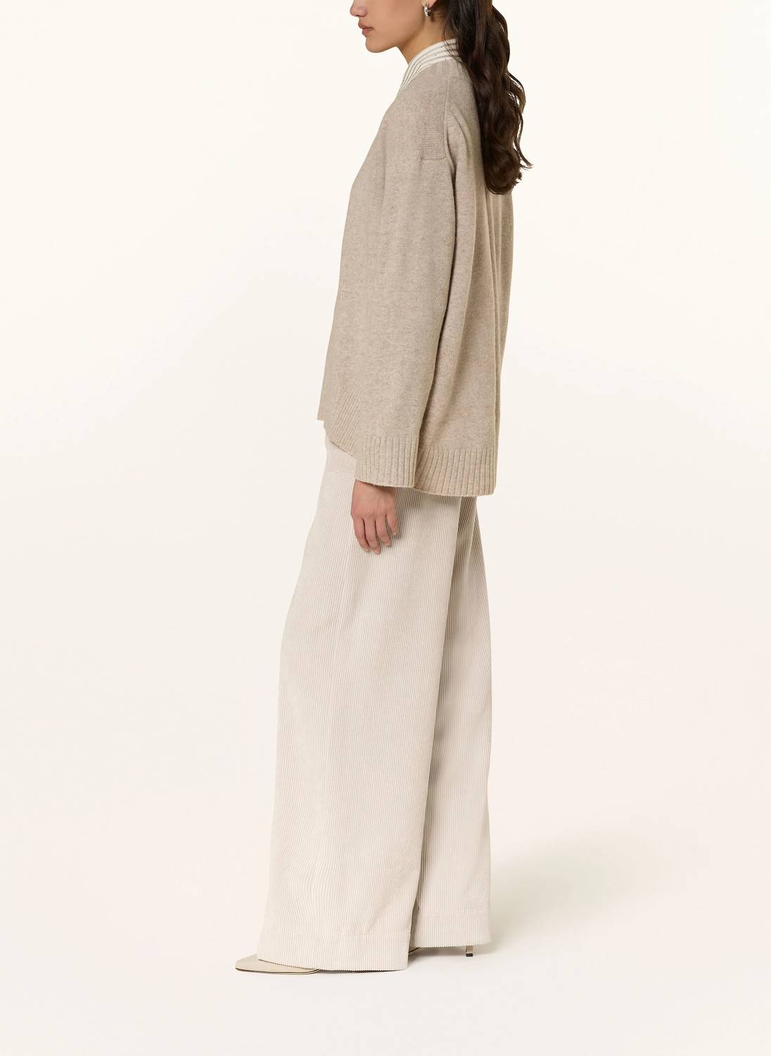 RAFFAELLO ROSSI Miru Soft Corduroy Pant in beige - women's pants - detail view