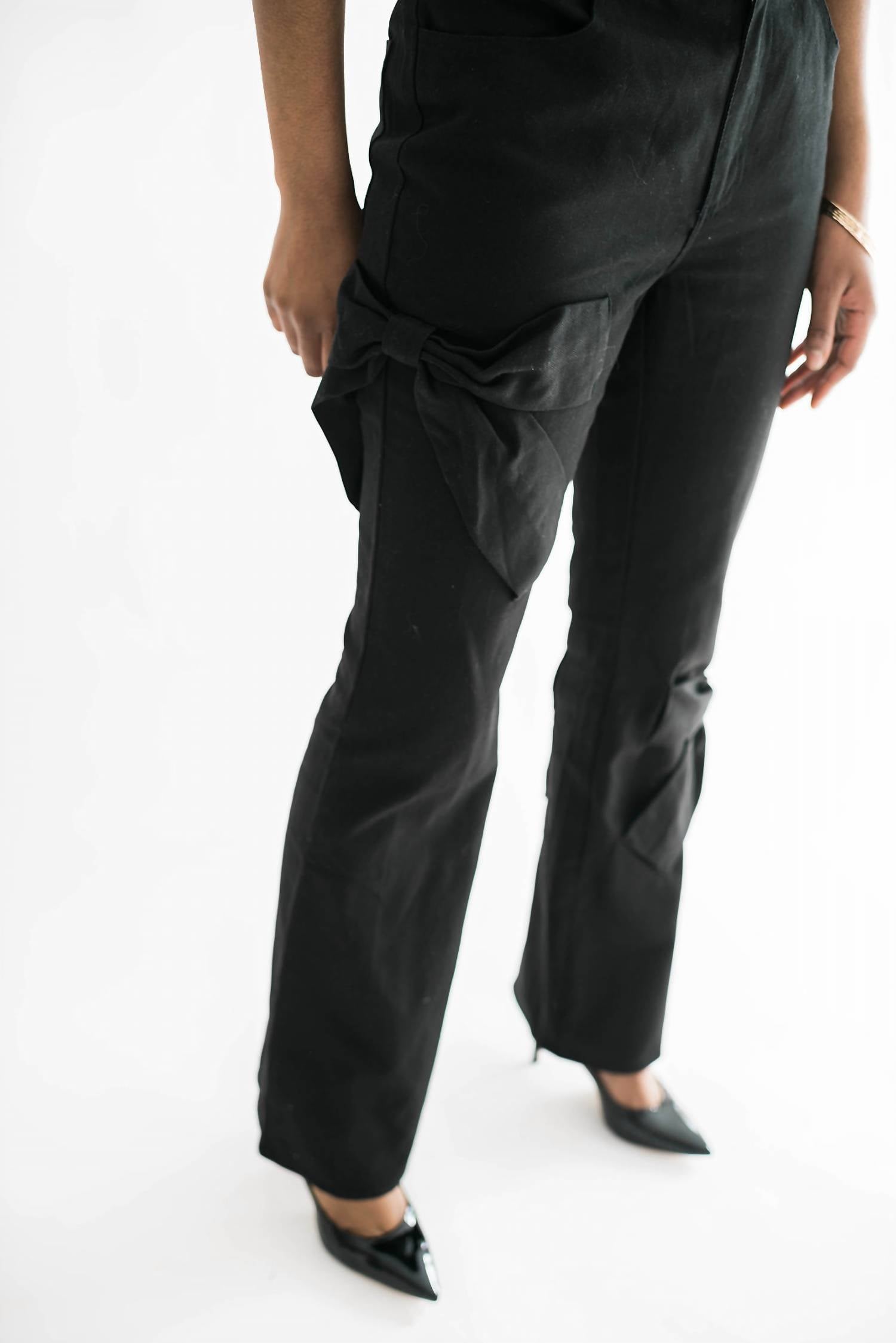 Falcon Park - Haddy Bow Detail Flare Jeans