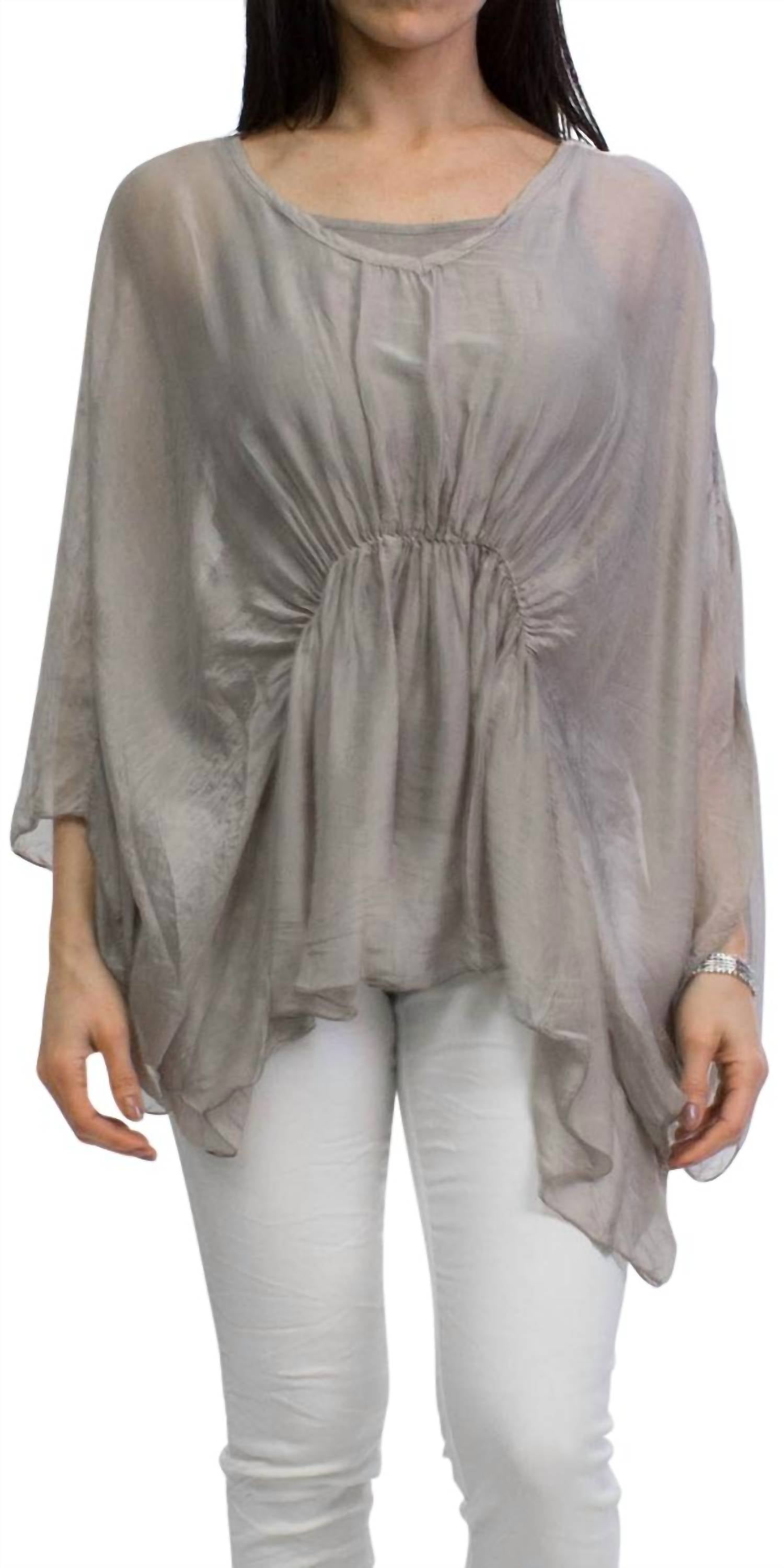 Gigi Moda - Paolita Bat-wing Scoop Neck Blouse