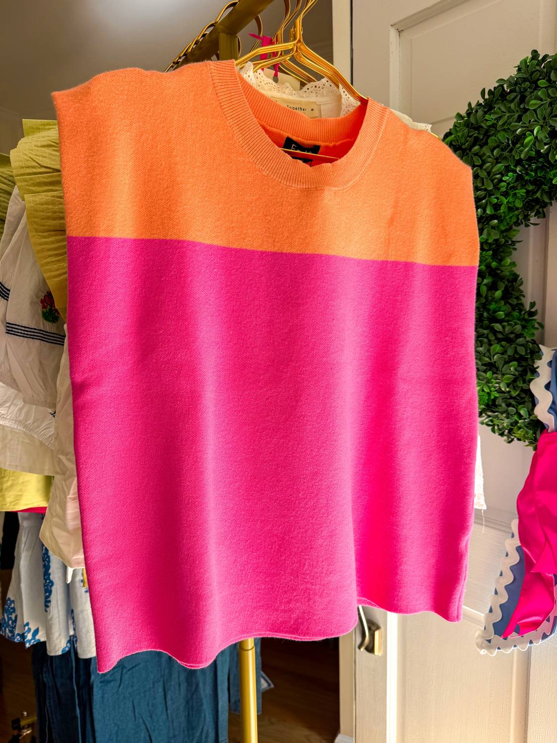 Fate - Women's Sleeveless Sweater