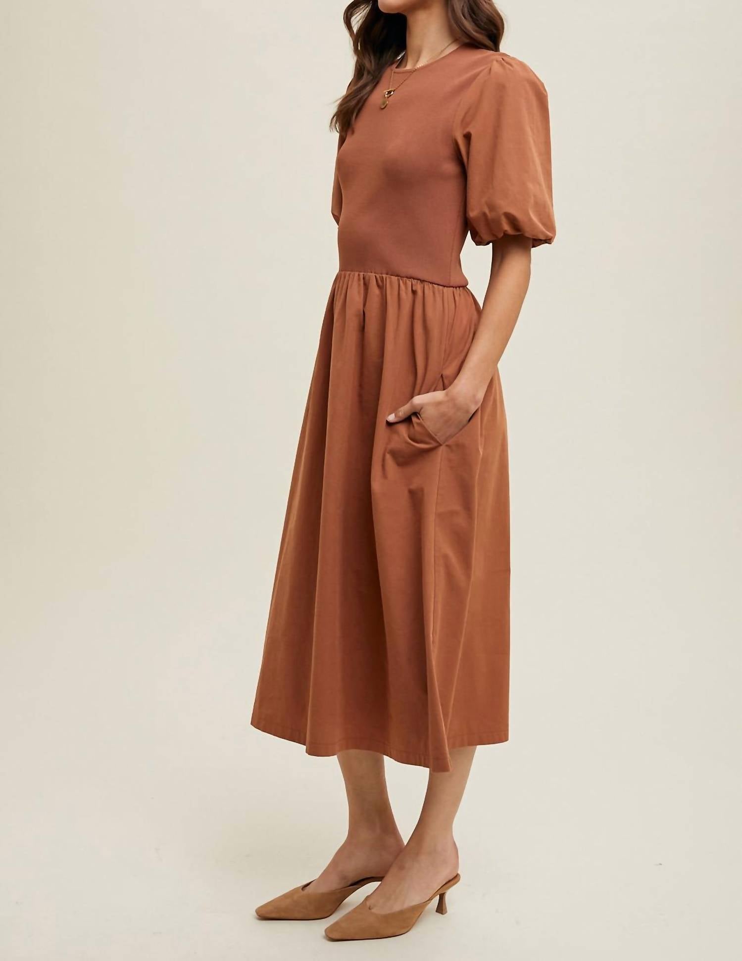 Wishlist - Kiara Midi Dress