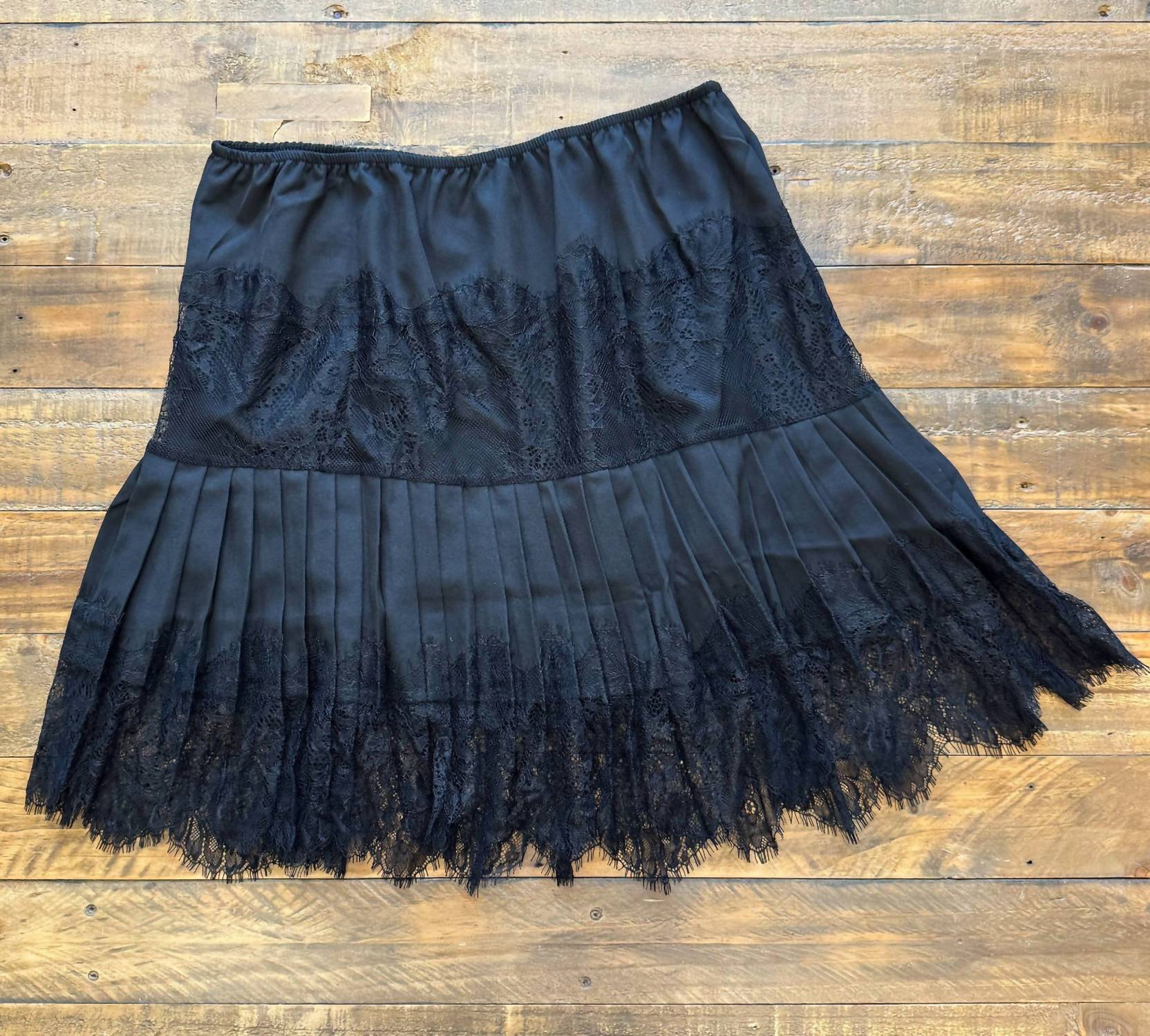 Blakeley - Viviane Lace Slip Skirt