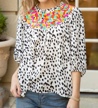 Voy - Just Perfect Half Sleeve Dotted Top