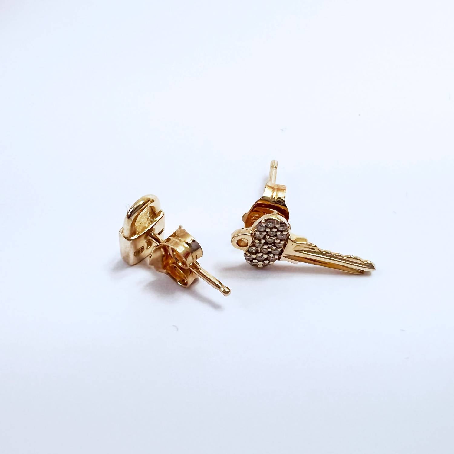 Sydney Evan - Lock & Key Studs Earring