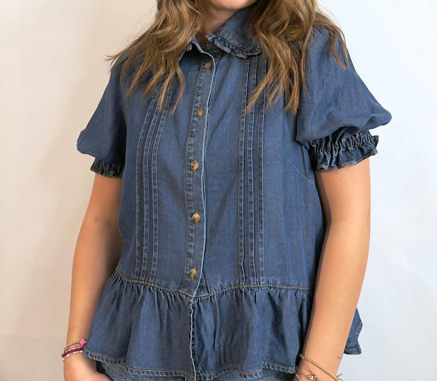 entro Peter Pan Top in denim - women's blouse - detail view