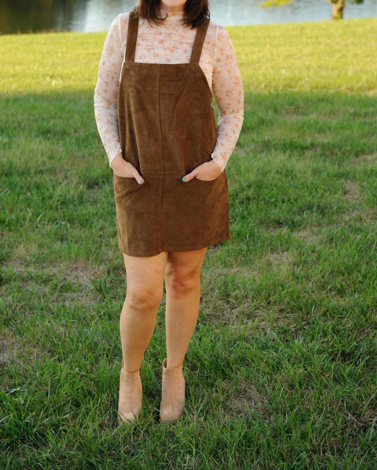 GILLI Sugar Jumper in brown - women's pants