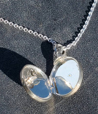 Montana Silversmiths - Women's Scroll Locket Necklace