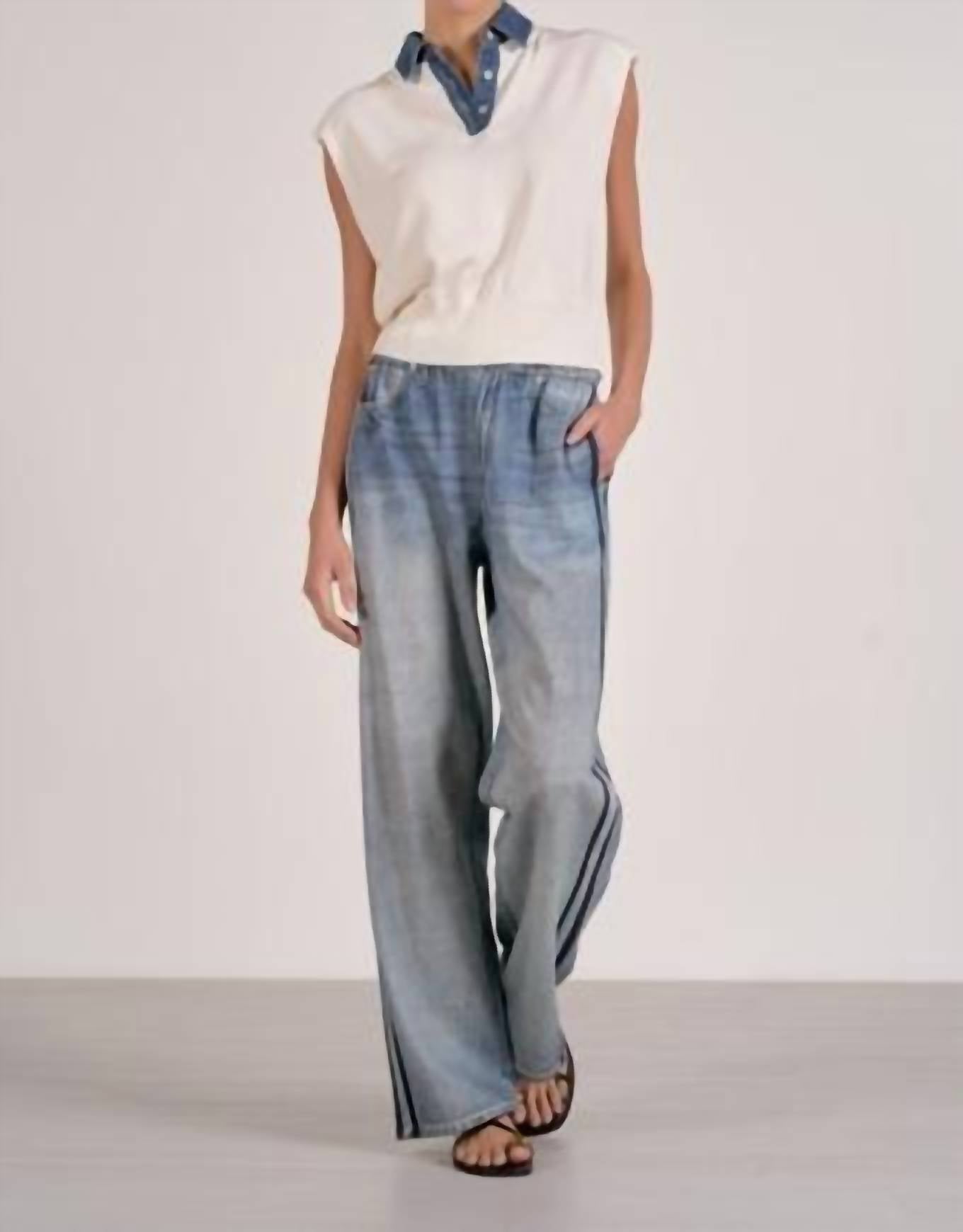 Elan - Piper Sleeveless Knit Top