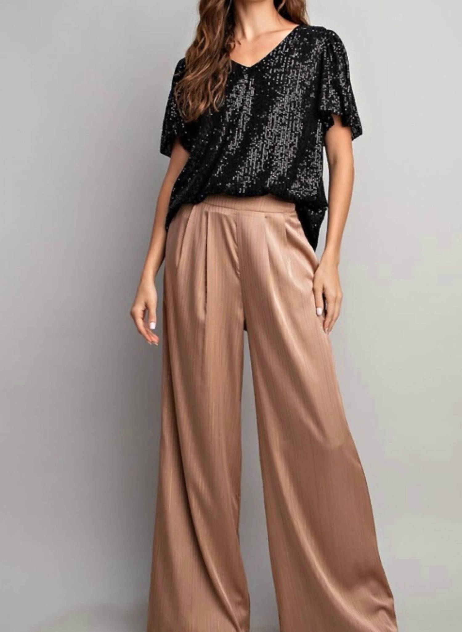 Ee:Some - Nichole Short Sleeve Sequin Top