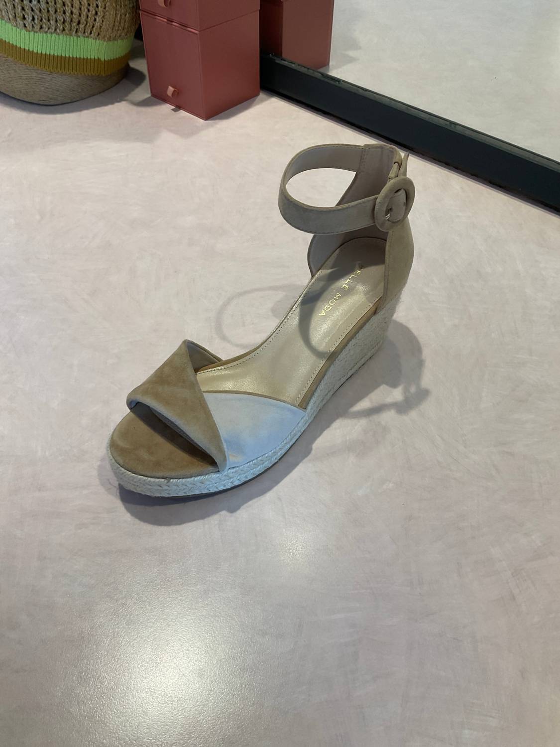 Pelle Moda - Women's Kove Wedges