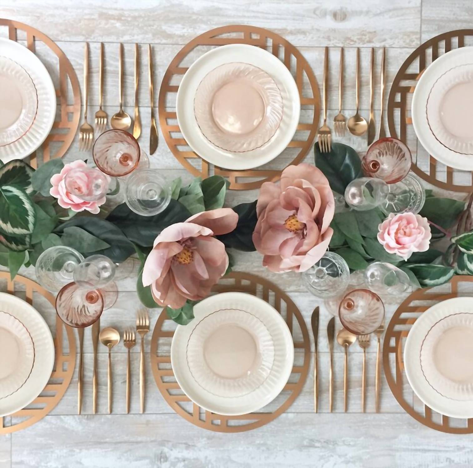 Borrowed Blu - Luna Flatware Gold 5 Piece Set