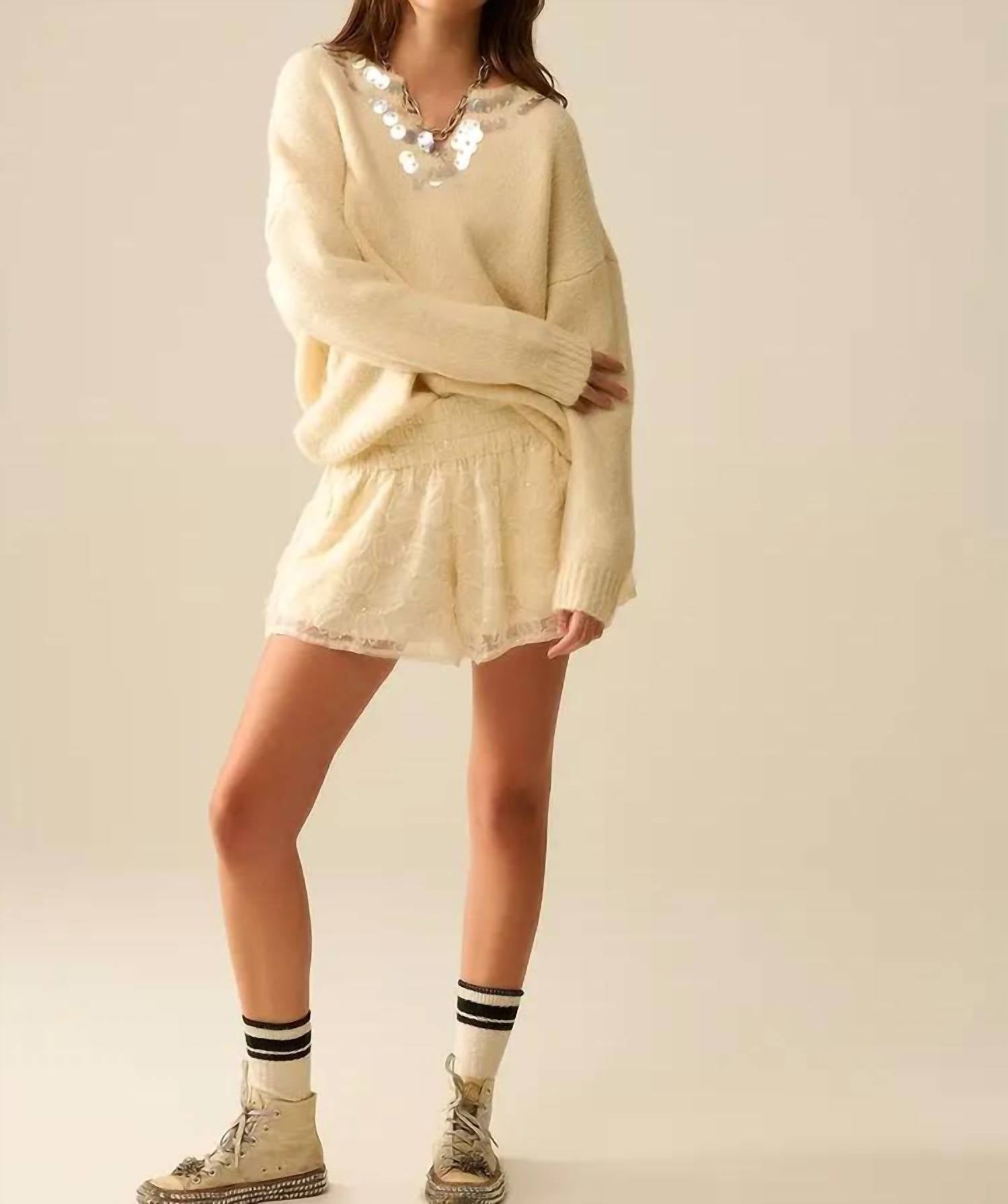 Q2 - Embroidered Shorts With Sequins