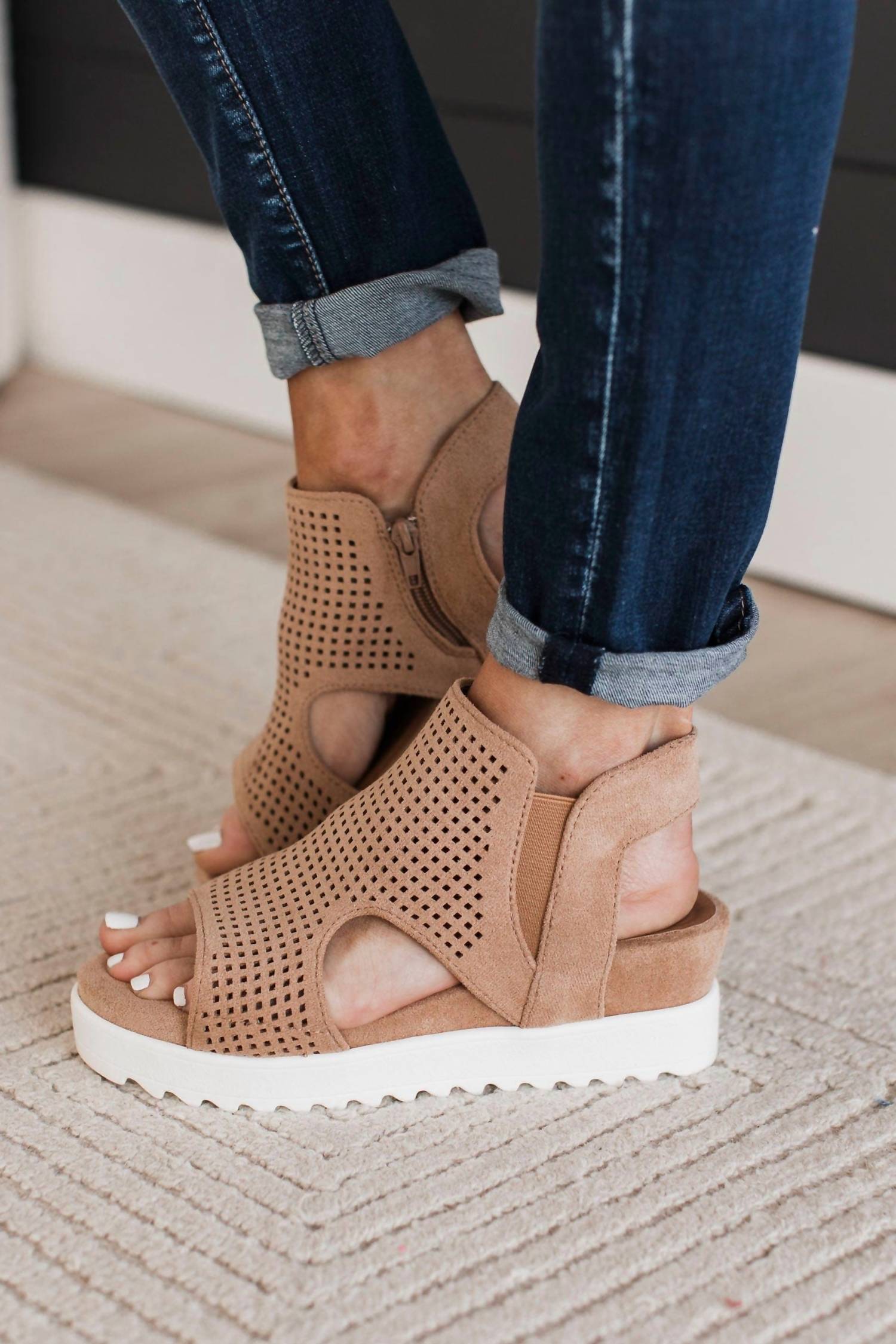 Very G - Women's Amy Platform Sandals