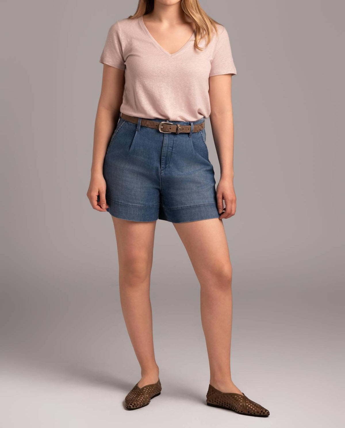 MAJESTIC FILATURES Stretch Linen V-neck Tee in glycine - women's t-shirt - detail view