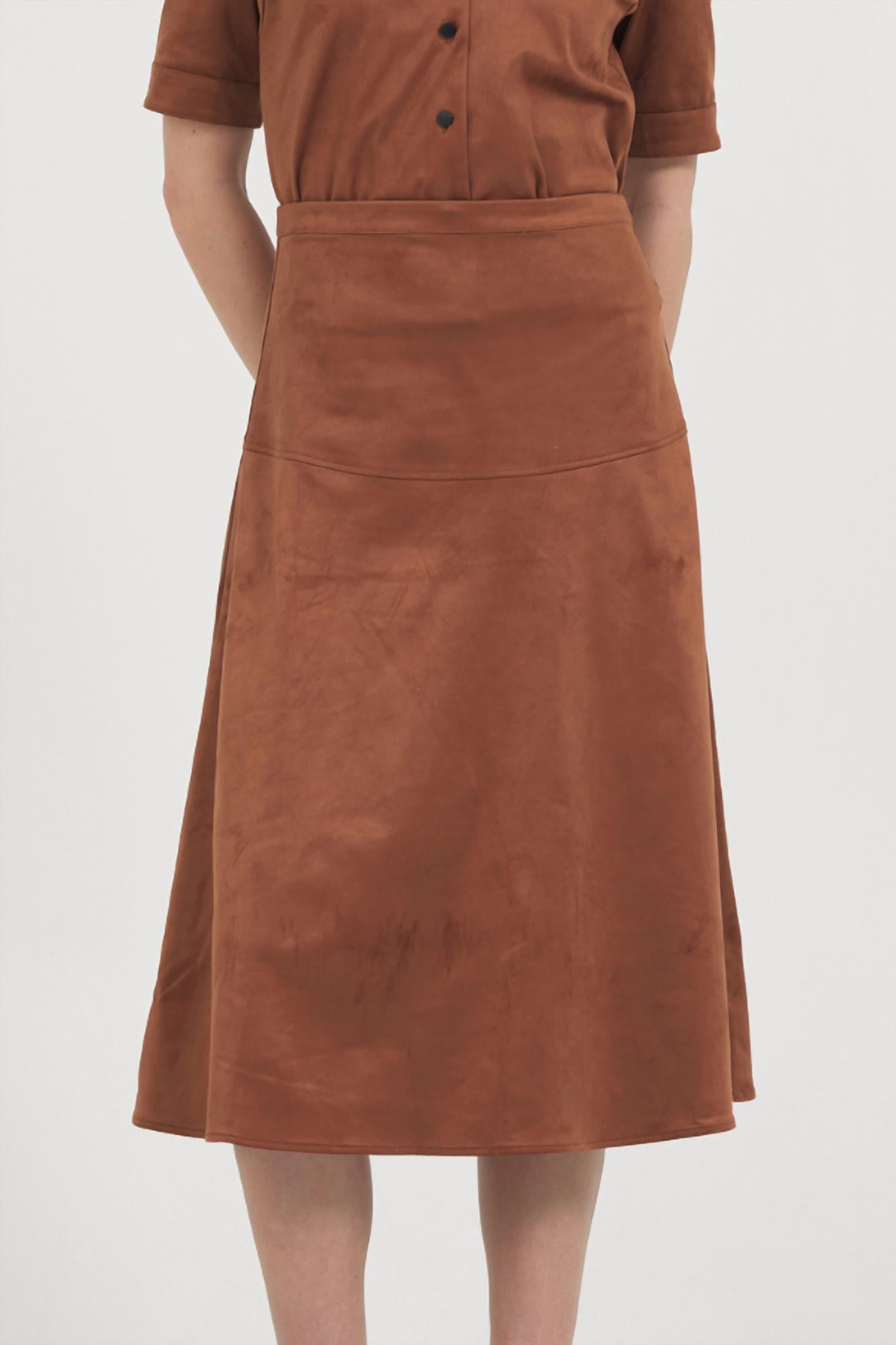 Stellah Vegan Midi Skirt in cognac - women's skirt