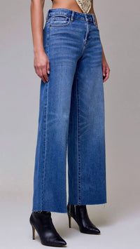 HIDDEN High Rise Full Length Wide Leg Jeans in dark wash - women's jeans - detail view