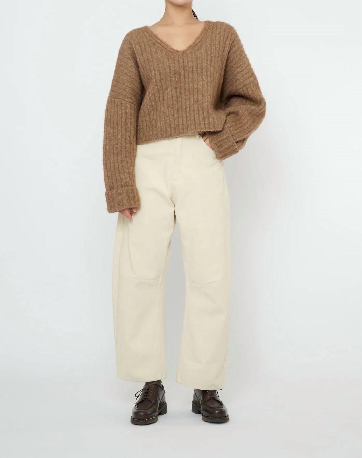 7115 By Szeki - Chunky V-neck Sweater