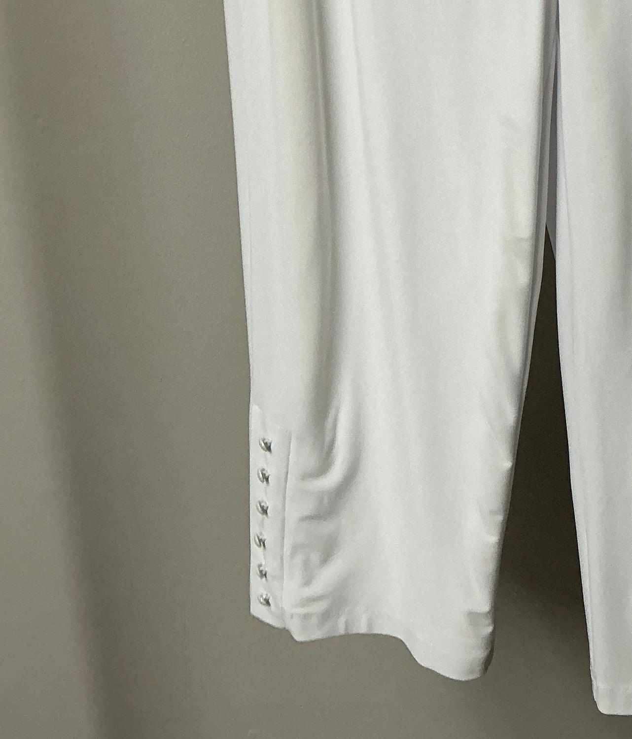 Frank Lyman - Women's Silky Jersey Knit Pull On Capris