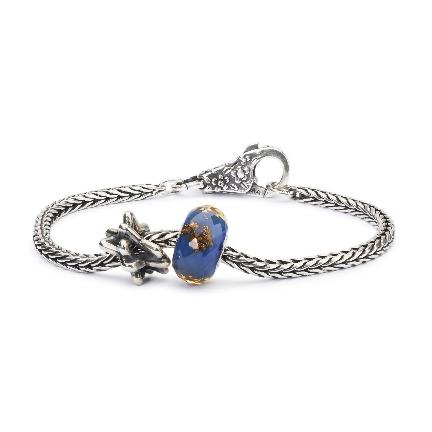 Trollbeads Women's Bracelet Lace Clasp Lock in silver - women's jewelry - detail view