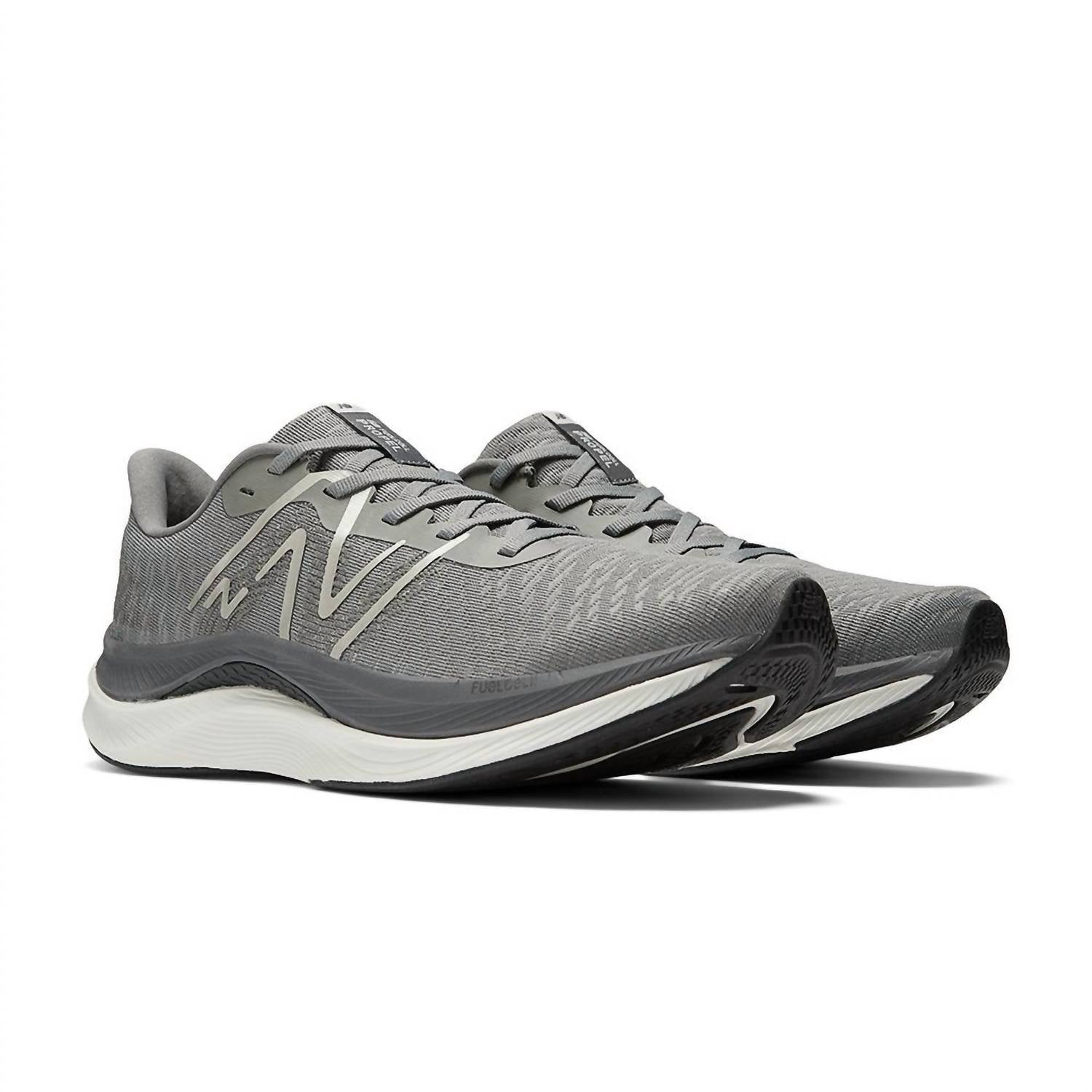 New Balance - Men's Fuelcell Propel V4 Shoes