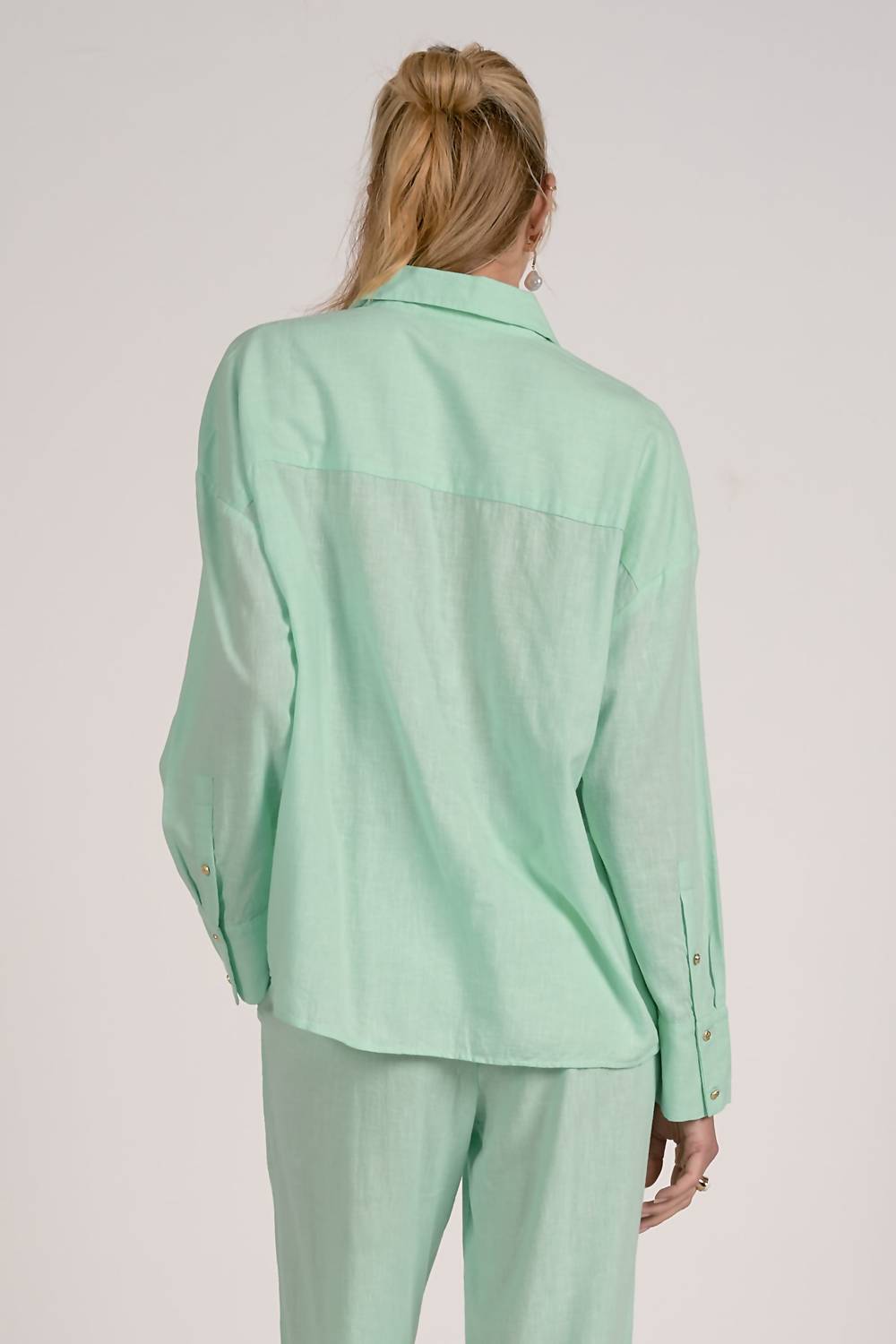 Elan - Long Sleeve Button Up Shirt