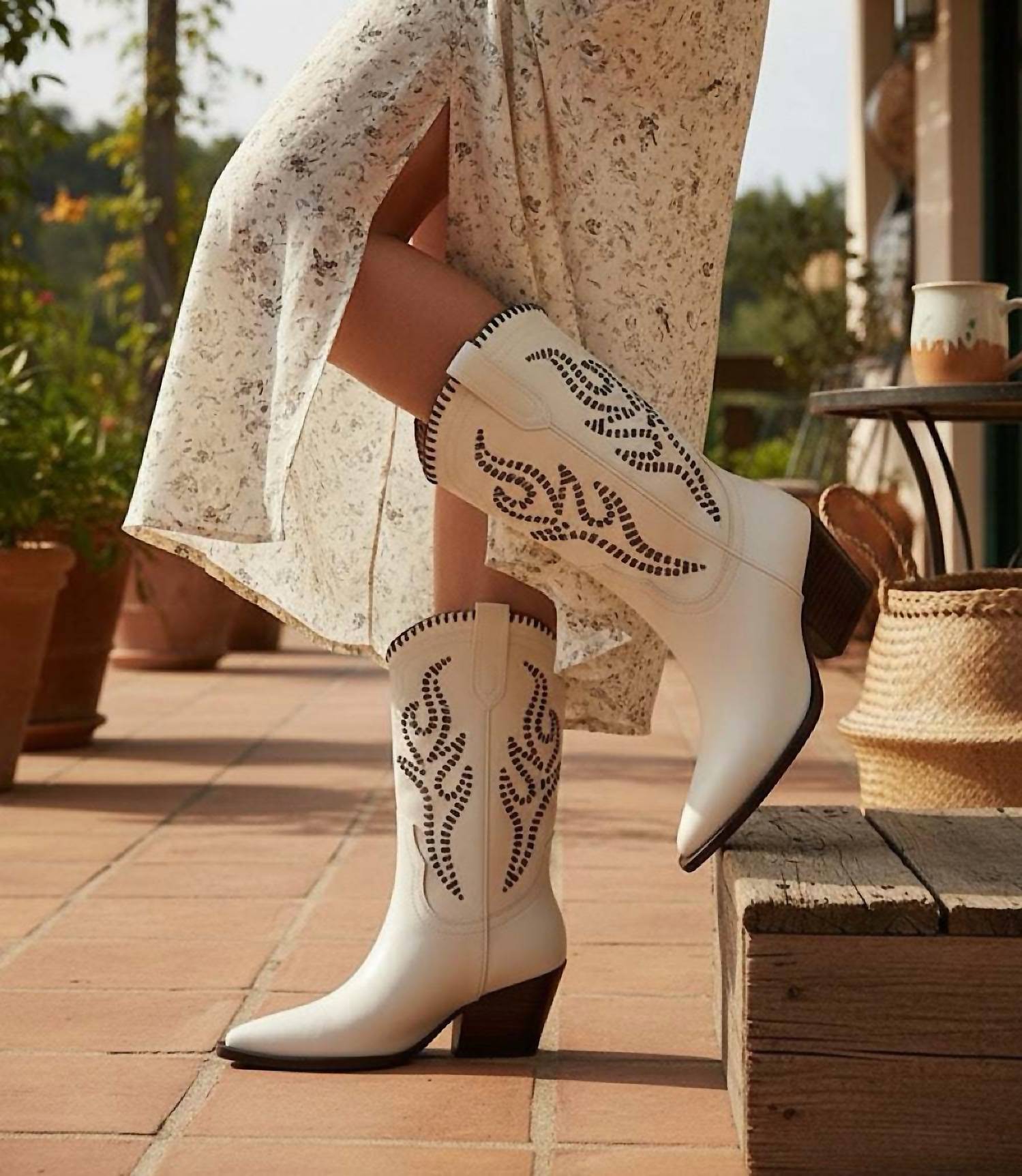 Billini - Women's Avalee Western Ankle Boots